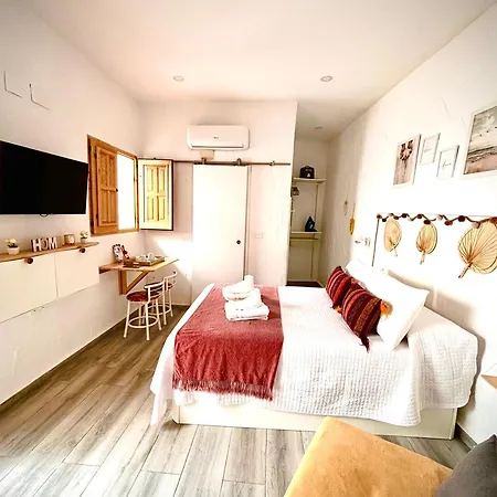 La Lola - Patio Privado جيريز