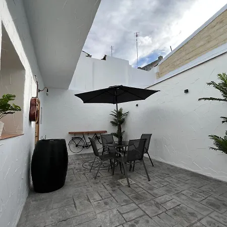 Apartment La Lola - Patio Privado *