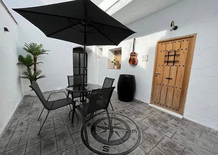 La Lola - Patio Privado Apartamento